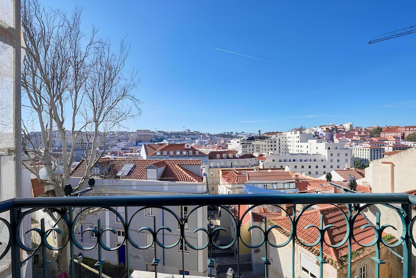 Central & Calm With Great View Lisboa Екстериор снимка